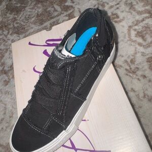 Women's Black Mamba Canvas Sneakers with White Sole